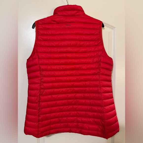 ✨NWOT Ladies Size 12 Joules Puffer Vest Red Full Zip Right as Rain Collection ✨ - Picture 2 of 10